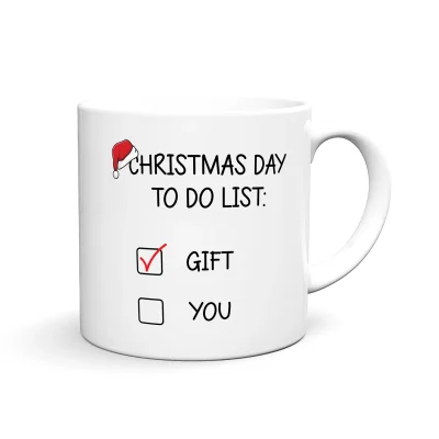 Zabavna in personalizirana skodelica z motivom CHRISTMAS DAY TO DO LIST